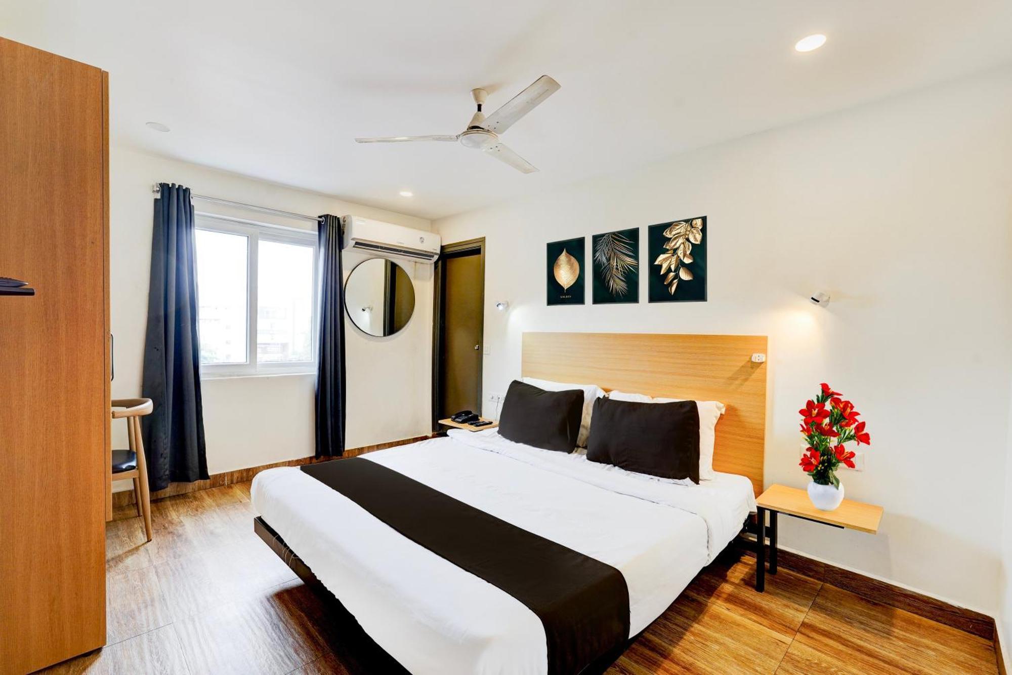 Super Townhouse Tirupati Hotel Exterior photo