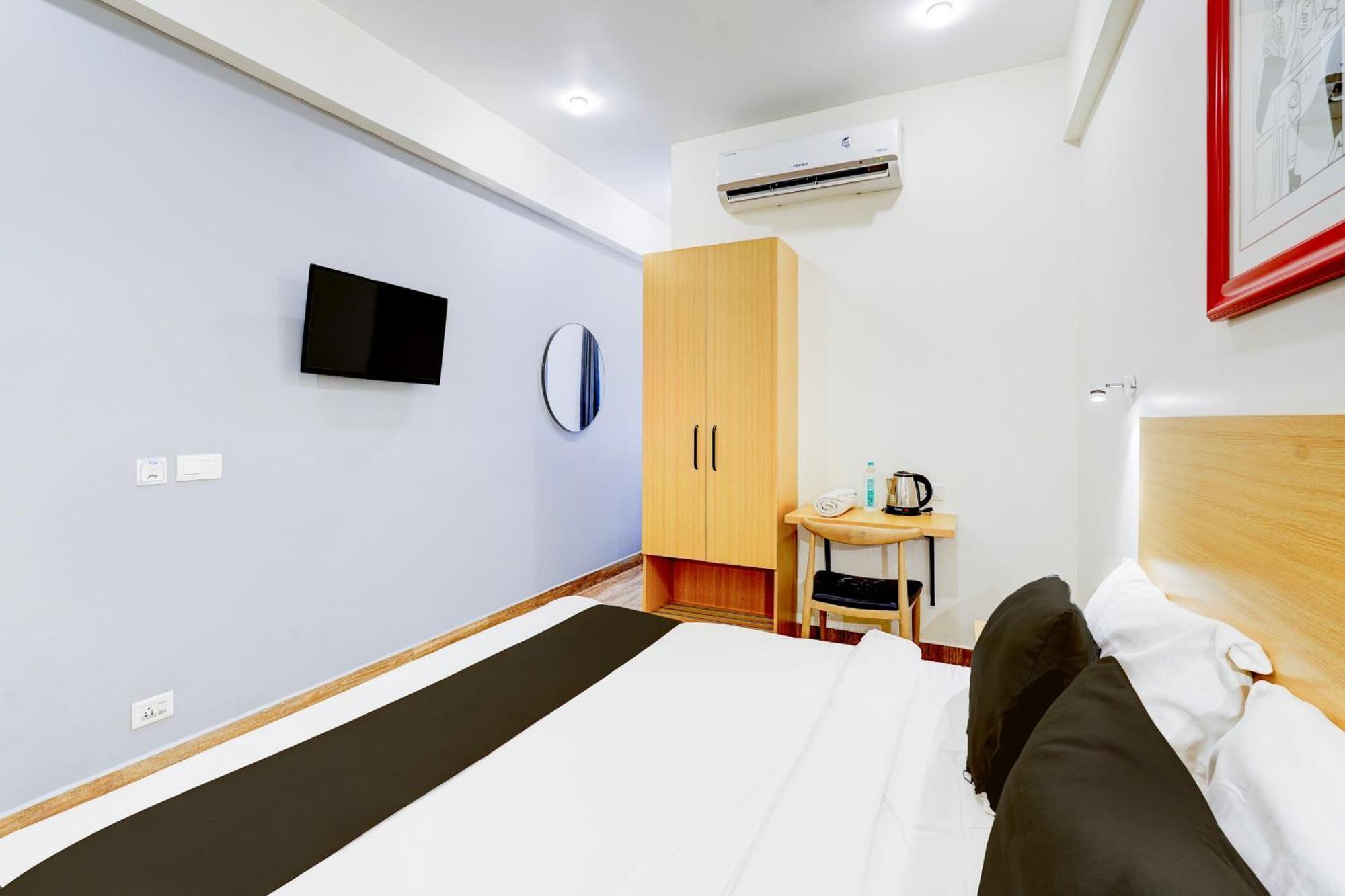 Super Townhouse Tirupati Hotel Exterior photo