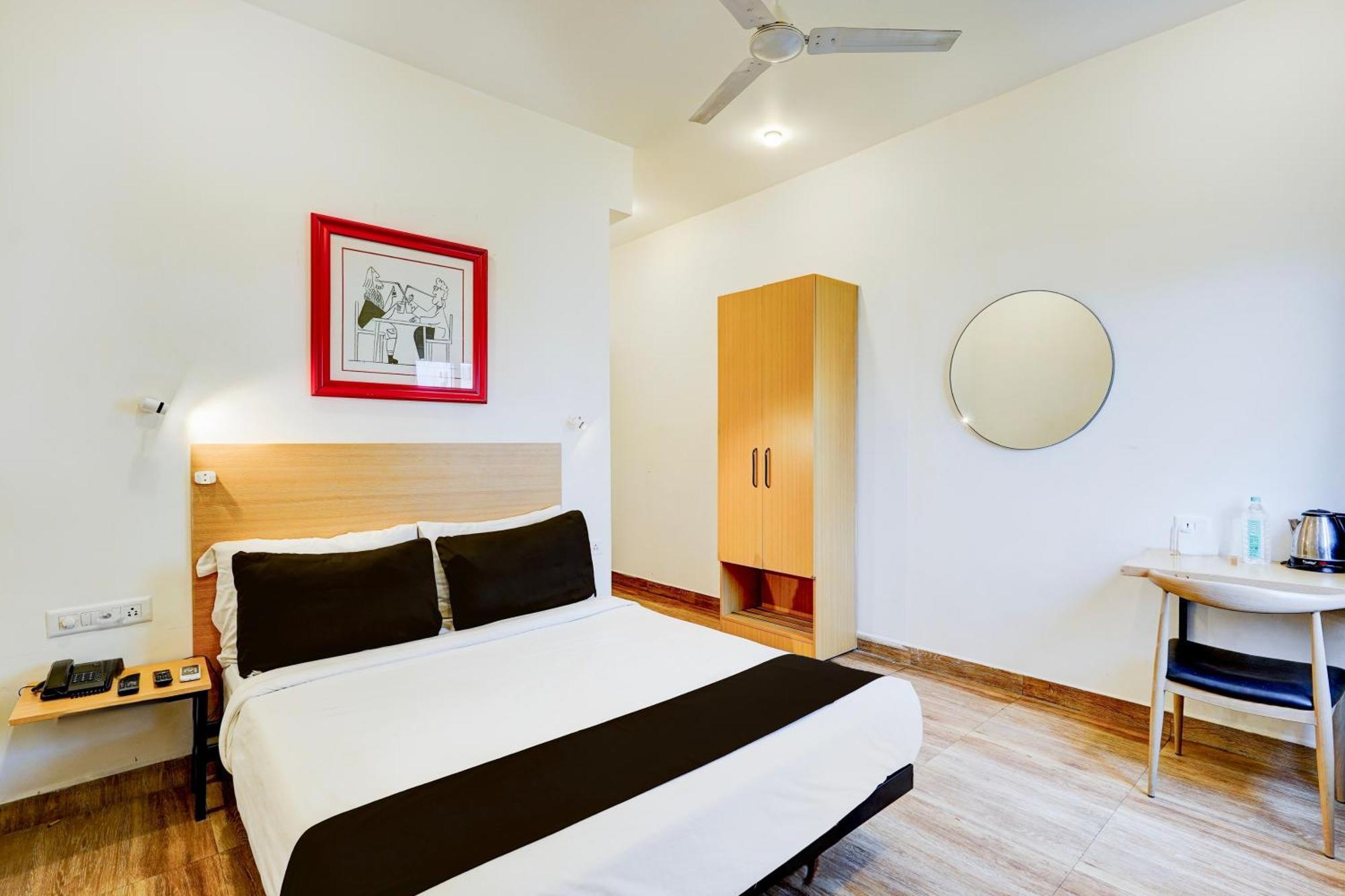 Super Townhouse Tirupati Hotel Exterior photo