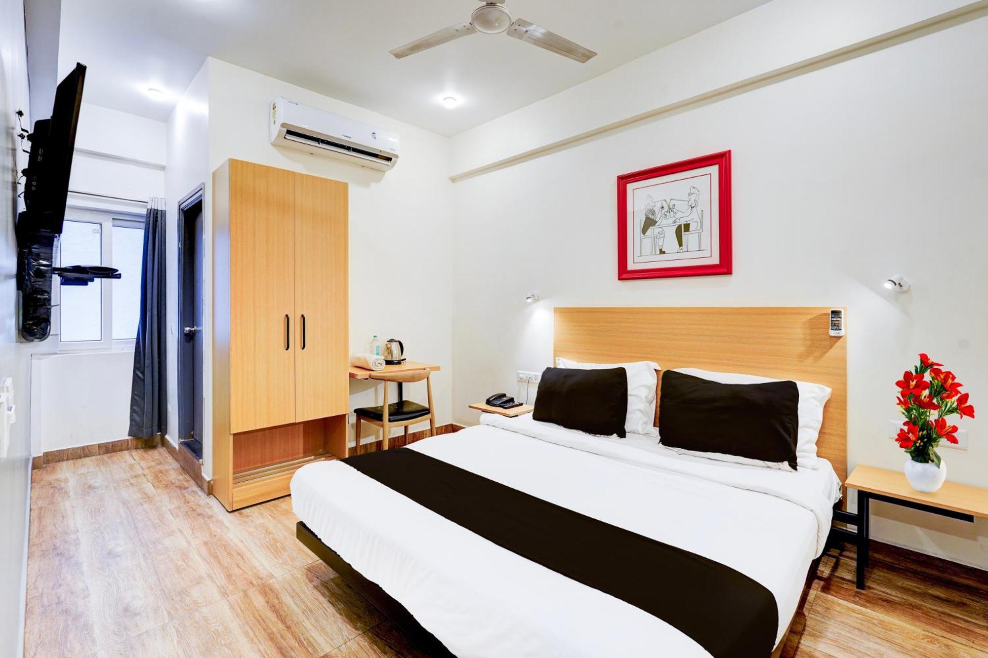 Super Townhouse Tirupati Hotel Exterior photo